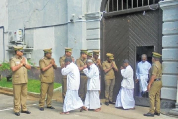 விடுதலை செய்யப்பட்ட அரசியல் கைதிகளின் விபரம் வெளியானது