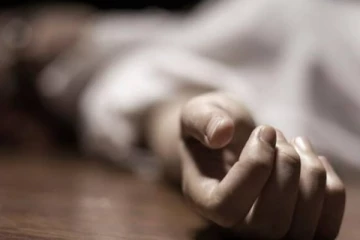 பாகிஸ்தானை உலுக்கிய ஆணவக் கொலைகள்! காதல் திருமணம் செய்து கொண்ட மகள்கள்.. நள்ளிரவில் தந்தை செய்த கொடூர செயல்