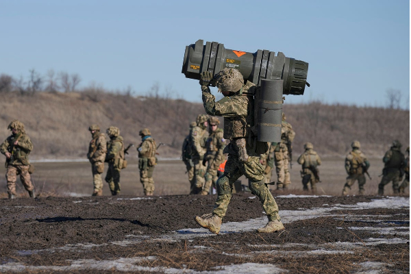 ரஷ்யா-உக்ரைன் போர் தற்போதைய நிலவரம் - அமைதியை நிலைநாட்ட இராணுவ கட்டுபாட்டிற்குள் வந்தது உக்ரைன் - தமிழ்நாடு