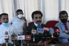 மட்டக்களப்பில் மேலும் மூன்று தினங்களுக்கு வர்த்தக நிலையங்களை மூடுவதற்கு தீர்மானம்