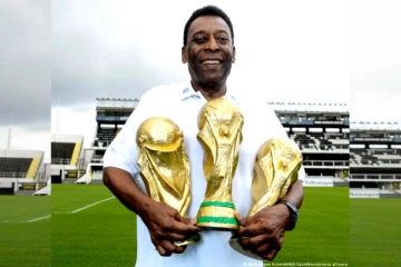 மூன்று முறை உலகக்கோப்பை வென்ற ஜாம்பவானின் உடல்நிலை மேலும் மோசம்., மருத்துவமனையில் கவலைக்கிடம்