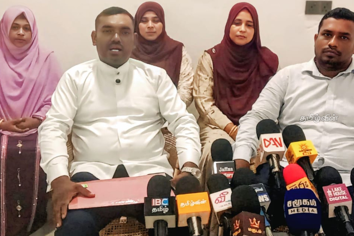சம்மாந்துறை பிரதேச தவிசாளருக்கு எதிராக உறுப்பினர்கள் போர்கொடி | Sammanthurai Regional Chairman Accusation சம்மாந்துறை பிரதேச தவிசாளருக்கு எதிராக உறுப்பினர்கள் போர்கொடி | Sammanthurai Regional Chairman Accusation