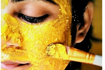 எச்சரிக்கை....முகத்திற்கு மஞ்சளை பயன்படுத்தும் முன் கட்டாயம் இத படிங்க! இல்லை ஆபத்து?