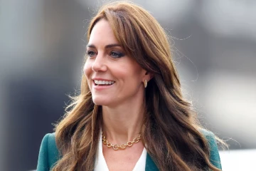 சர்ச்சைக்கு முற்றுப்புள்ளி வைத்த கேட் மிடில்டன்! இளவரசர் வில்லியமுடன் பண்ணைக்கு வந்த இளவரசி