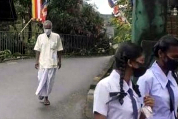இலங்கையில் பரீட்சை எழுத வந்த 74 வயதான முதியவர் | What Are The Main Exams In Sri Lanka