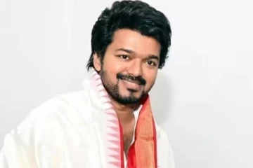 அப்பா அம்மா மேலயே கேசு போட்டவன்தானடா நீயி.. விஜய்யை திட்டிதீற்கும் நெட்டிசன்கள்