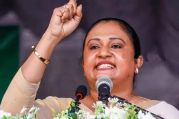 சஜித் கட்சி உறுப்பினர்கள் காது கேளாதவர்களா? கடுமையாக சாடிய நடிகை தமிதா