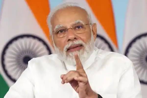 தேசியக் கொடியை ப்ரொபைல் பிக்சராக வைக்க வேண்டும் : பிரதமர் மோடி வேண்டுகோள் - தமிழ்நாடு