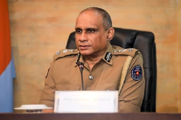கோட்டாபய -மகிந்த அரசில் காவல்துறைக்கு ஏற்பட்ட நிலை - அம்பலப்படுத்திய காவல்துறை மா அதிபர்