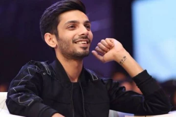 இசையமைப்பாளர் அனிருத்தின் மொத்த குடும்பத்தை பார்த்துள்ளீர்களா?- அவரது அக்கா இவரா?