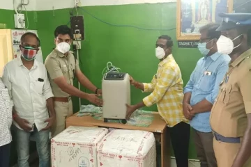 அரசு மருத்துவமனைக்கு ஆக்சிஜன் செறிவூட்டிகள் வழங்கிய துபாய் வாழ் தமிழர்கள்