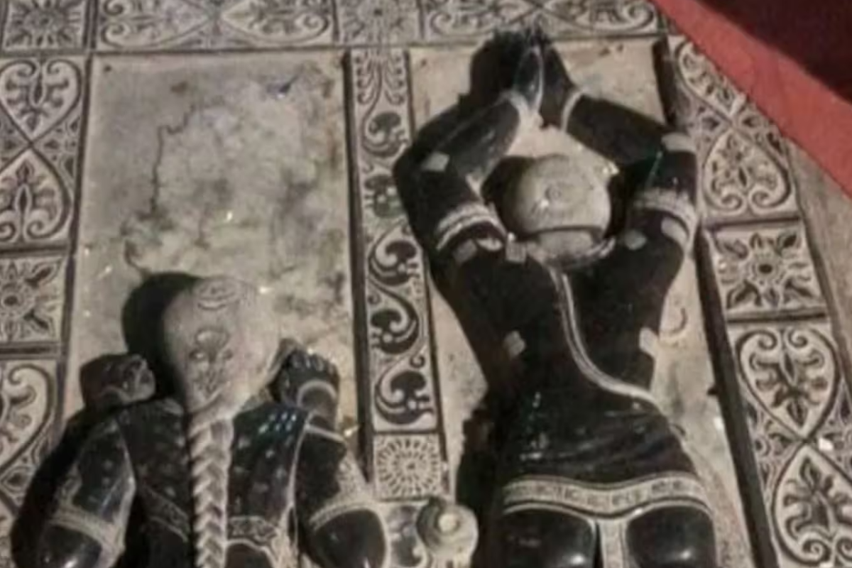 ஒருவர் காலில் விழுந்து ஆசிர்வாதம் வாங்குவதற்கு முன்பாக தெரிந்து கொள்ள வேண்டியவை | Can Everyone Touch Every Elders Feet For Blessings ஒருவர் காலில் விழுந்து ஆசிர்வாதம் வாங்குவதற்கு முன்பாக தெரிந்து கொள்ள வேண்டியவை | Can Everyone Touch Every Elders Feet For Blessings