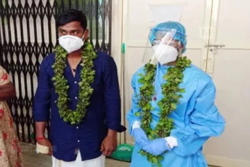 கொரோனா மருத்துவமனையில் நடந்த கோலாகல திருமணம்