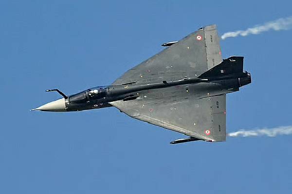 2025ல் உலகம் மொத்தம் நடுக்கத்தை ஏற்படுத்திய 12 விமான விபத்துக்கள் | Deadly Aviation Incidents