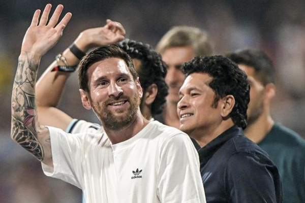 மூன்று நாள் இந்திய சுற்றுப்பயணத்தை நிறைவு செய்தார் மெஸ்ஸி...! | Goat India Tour 2025 Lionel Messi