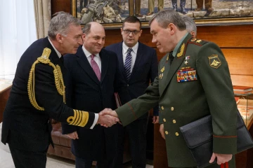 இங்கிலாந்துடன் கைக்கோர்த்த ரஷ்ய பாதுகாப்பு அதிகாரிகள்!