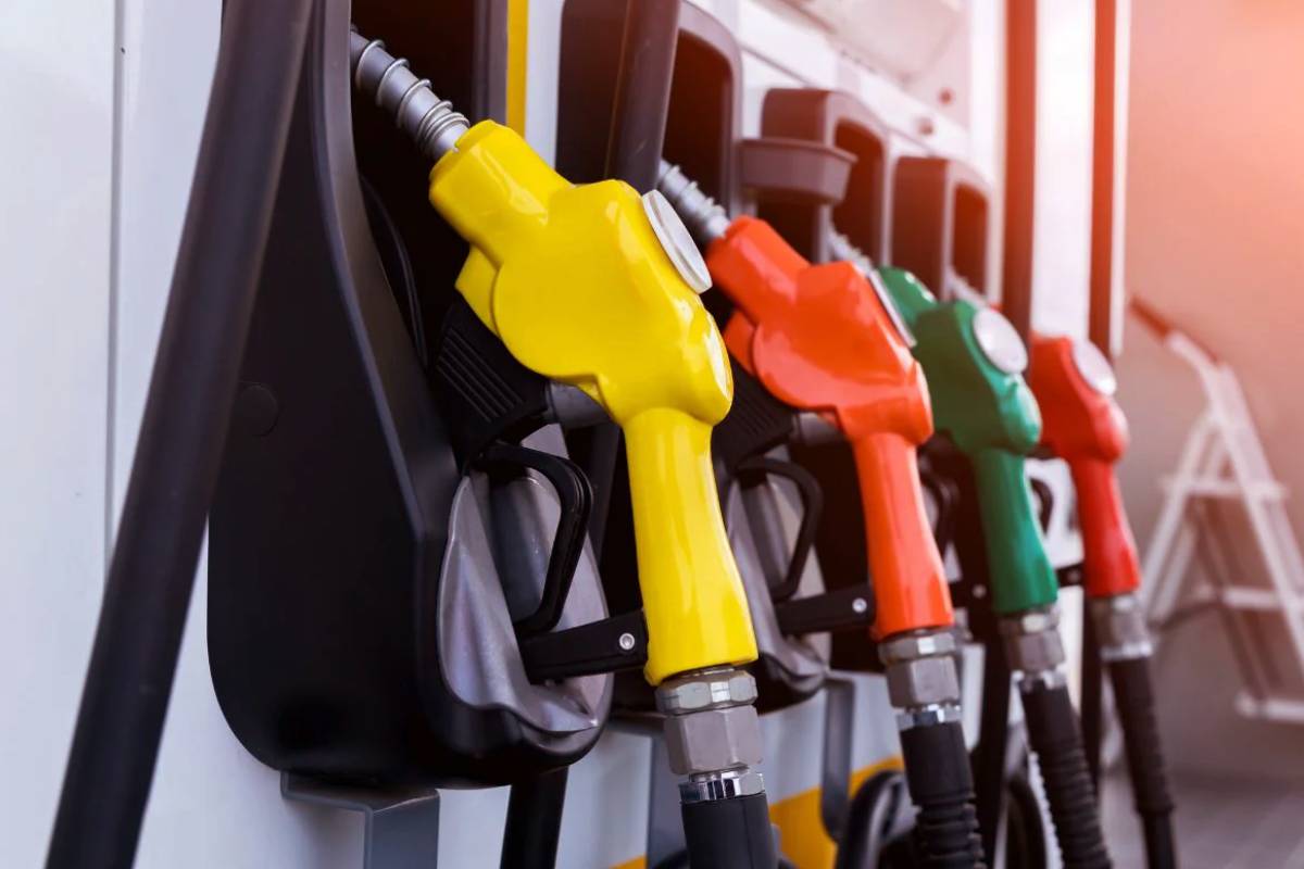 ஈரானில் ஒரு லிட்டர் பெட்ரோல் விலை எவ்வளவு? | How Much Does A Liter Of Petrol Cost In Iran