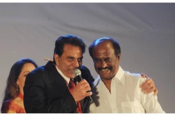 பிரியாவிடை நண்பரே..நடிகர் தர்மேந்திராவின் மறைவிற்கு ரஜினிகாந்த் இரங்கல்