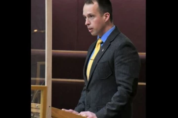 இலங்கை ஆப்கானிஸ்தான் நாடுகளில் பணி புரிந்த கனேடிய இராணுவ வீரருக்காக சக வீரர்கள் முன்வைத்துள்ள கோரிக்கை