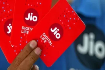 JIO கஸ்டமர்ஸ்க்கு ஷாக்; பிரபல ரீசார்ஜ் பிளான் விலை உயர்வு - கடைசி சான்ஸ்!