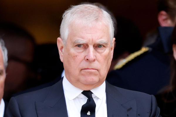 அடுத்தது நீங்கள்தான்... ஆண்ட்ரூ பட்டம் பறிப்பு தொடர்பில் ஹரி மேகனுக்கு எச்சரிக்கை | Prince Harry Meghan Title May Strip Next To Andrew அடுத்தது நீங்கள்தான்... ஆண்ட்ரூ பட்டம் பறிப்பு தொடர்பில் ஹரி மேகனுக்கு எச்சரிக்கை | Prince Harry Meghan Title May Strip Next To Andrew