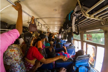 பஸ்களில் நின்றுகொண்டு செல்வோர் கவனத்திற்கு;  இனி சிக்கல்!