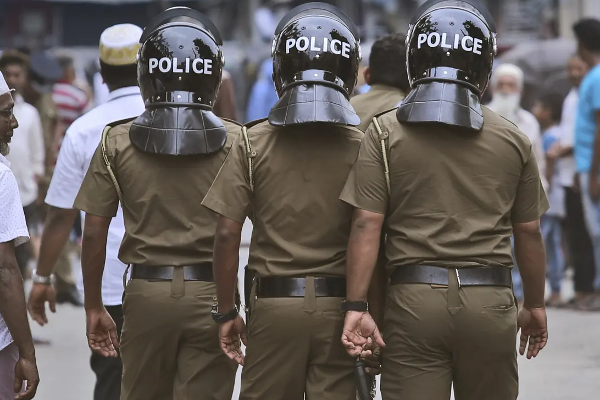 வீட்டுக்குள் நுழைந்து துப்பாக்கி சூடு - 32 வயதுடைய நபர் காயம் | Firing In Peliyakoda