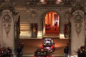 பக்கிங்ஹாம் அரண்மனையில் ராணியாரின் உடல்