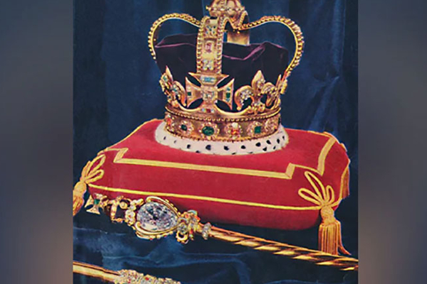 மகாராணியின் கிரீடத்தில் உள்ள வைரத்தை கோரும் ஆபிரிக்க நாடு | Africa Demands The Diamond In The Crown