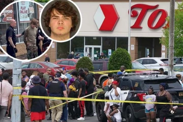 அமெரிக்காவில் இனவெறி தாக்குதலில் 10 பேர் பலி