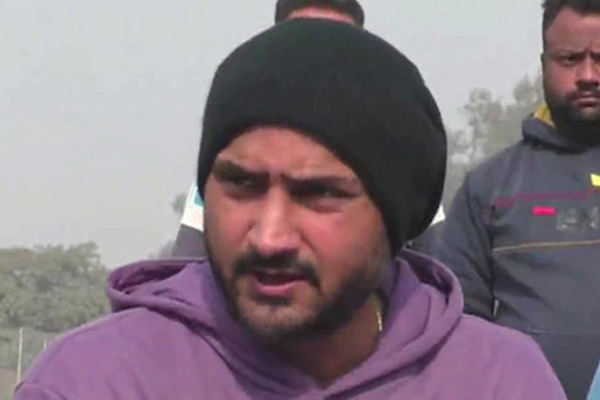 அரசியல் கட்சியில் இணைகிறாரா? ஹர்பஜன் சிங் - தமிழ்நாடு