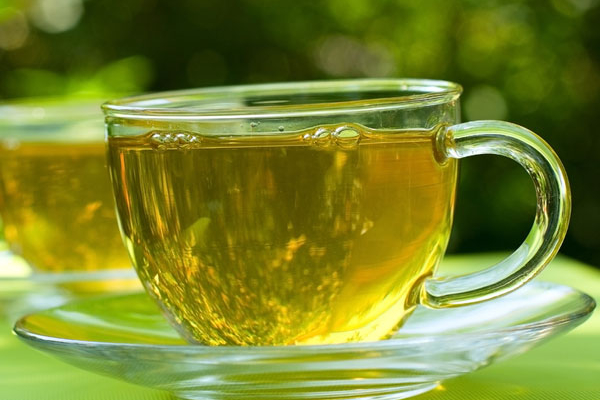 சட்டு சட்டுனு முடி உடையுதா? உடனே தடுக்க இந்த ஒரே ஒரு பொருள் போதும்! | Natural Remedies For Hair Breakage And Growth