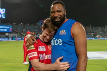 பொல்லார்டை குழந்தை போல் கட்டியணைத்துக் கொண்ட முன்னாள் வீரர்! உருக்கமான பதிவு