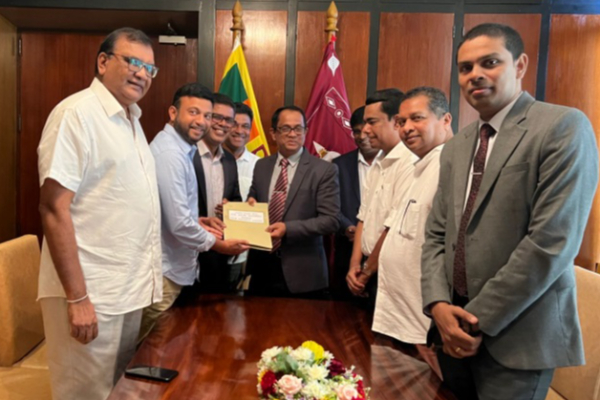 கைவிடப்படும் நிலையில் பாதுகாப்பு பிரதியமைச்சருக்கு எதிரான நம்பிக்கையில்லாப் பிரேரணை | No Confidence Motion Against Aruna Jayasekara