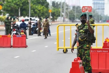 இலங்கையில் ஊரடங்கு தொடர்பில் விரைவில் வரவுள்ள அதிரடி அறிவிப்பு!