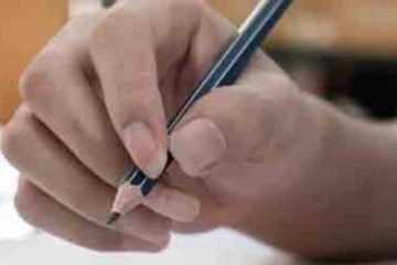 මල්ලි වෙනුවෙන් විභාගය ලියූ අයියා නිසා දෙන්නටම වැඩ වරදියි..