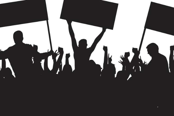 வடமராட்சி கிழக்கு பிரதேச செயலகம் முன்பாக கவனயீர்ப்பு ஆர்ப்பாட்டம் | Protest Front Vadamarachchi East Ds