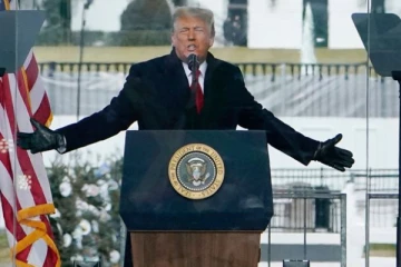 BBC நிறுவனத்திடம் ரூ.90,000 கோடி இழப்பீடு கேட்கும் டிரம்ப்