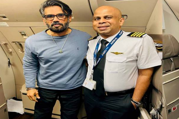 இலங்கைக்கு வருகை தந்துள்ள சூப்பர் ஸ்டார் ரஜினி பட நடிகர்! | Rajini Movie Actor Suniel Shetty Visit Sri Lanka