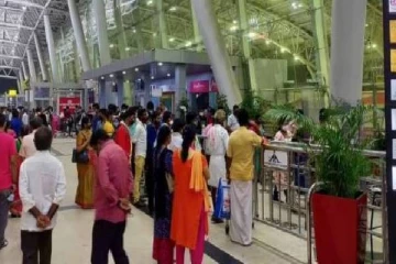 சென்னை பொலிஸாருக்கு கிடைத்த இரகசிய தகவல்! இலங்கை பெண்கள் விமான நிலையத்தில் கைது