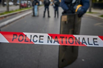 பிரான்ஸில்  அழுகிய நிலையில் 10 வயது சிறுமியின் சடலம் மீட்பு