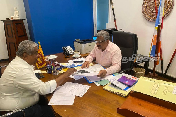 கடல் அரிப்பு தடுப்பு நடவடிக்கைக்கு அவசர நிதியாக 20 மில்லியன் ஒதுக்கீடு: ஜனாதிபதியின் செயலாளர் பணிப்புரை (Photos) | Secretary To The President