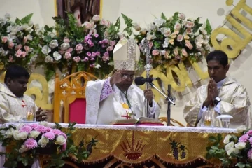 மன்னாரில் மிகச் சிறப்பாக இடம்பெற்ற கிறிஸ்மஸ் நள்ளிரவு திருப்பலி!