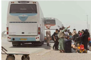 கோர விபத்தில் சிக்கி தீப்பற்றி எரிந்த பேருந்து ; 71 பேர் பலி