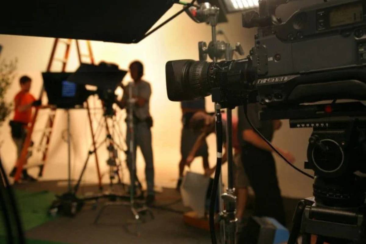 கொழும்பில் படமாக்கப்பட்ட இந்திய திரைப்படத்தில் நடித்த நடிகர் திடீரென உயிரிழப்பு | Actor In Indian Film Shot In Colombo Death