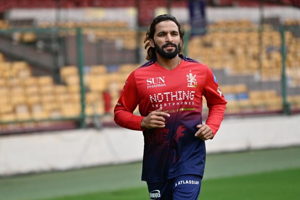 RCB அணியில் காத்திருக்கும் மிகப்பெரிய மாற்றம்: களமிறங்குவாரா பில் சால்ட்? | Who Are The Openers In Rcb In Ipl 2026 Qualifier 1