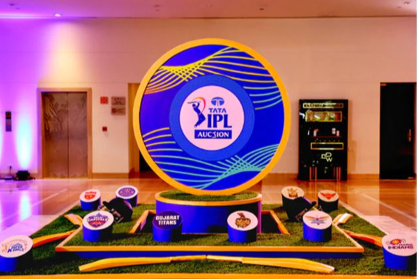 ஐபிஎல் 2022-ம் ஆண்டுக்கான மெகா ஏலம் பெங்களூருவில் தொடங்கியது - தமிழ்நாடு