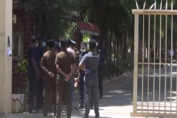 யாழ் பல்கலை பாதுகாப்பு உத்தியோகத்தர்கள்   கைது