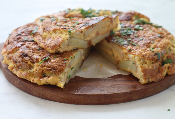 உருளைக்கிழங்கு ஆம்லெட் சாப்பிட்டு இருக்கிங்களா? இதோ சூப்பரான ரெசிப்பி | Potato Omelette Recipe