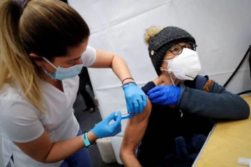 பிரான்சில் மூன்றாவது கொரோனா தடுப்பூசி விஷயத்தில்...அரசு எடுத்துள்ள முக்கிய முடிவு!